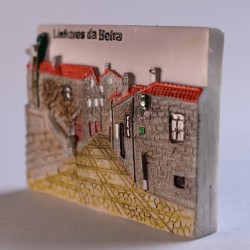Refrigerator Magnet Linhares da Beira Handcrafted 3D Sculpted and Painted | imanías.pt