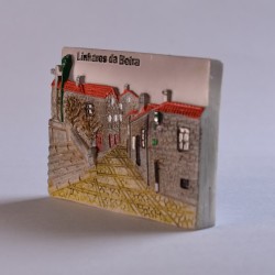Refrigerator Magnet Linhares da Beira Handcrafted 3D Sculpted and Painted | imanías.pt