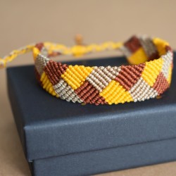 Handmade Macramé Bracelet | imanias.pt