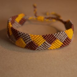 Handmade Macramé Bracelet | imanias.pt