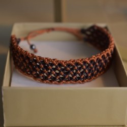 Pulseira Macramé Larga Dourada - Artesanal Padrão Teia