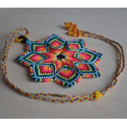 Colar Mandala Flor do Sol Macramé
