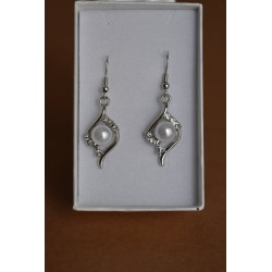 Silver Earrings with Pearl