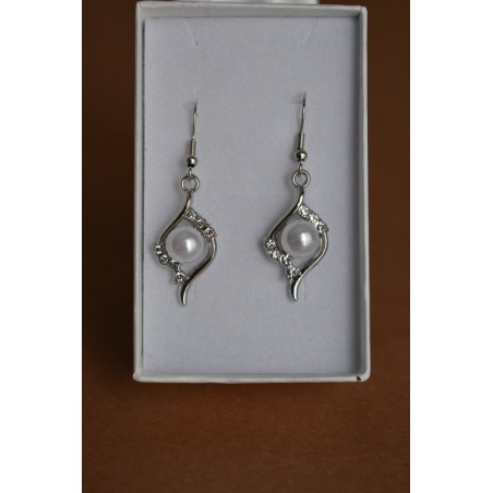 Silver Earrings with Pearl
