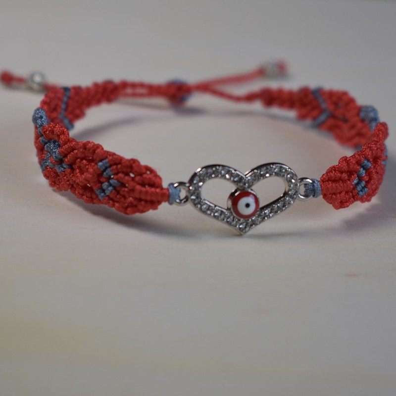 Macrame Bracelet with Heart and Evil Eye Design - Adjustable and Protective | Imanias®